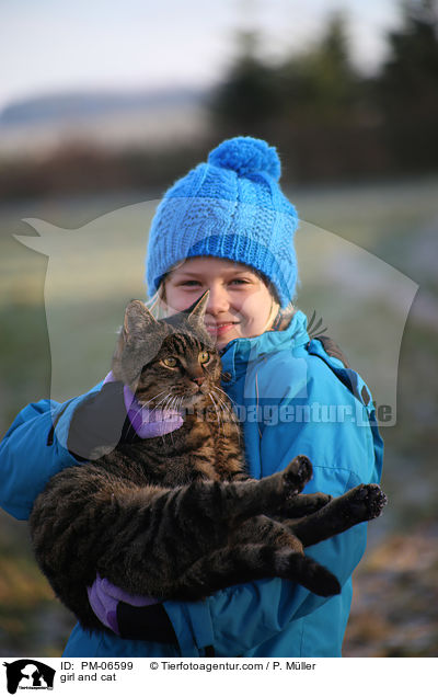 Mdchen und Hauskatze / girl and cat / PM-06599