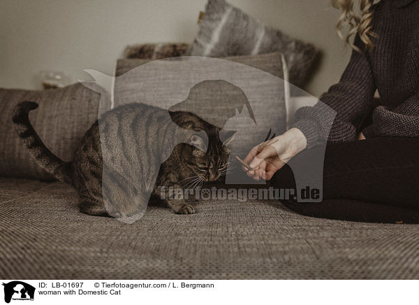 woman with Domestic Cat / LB-01697