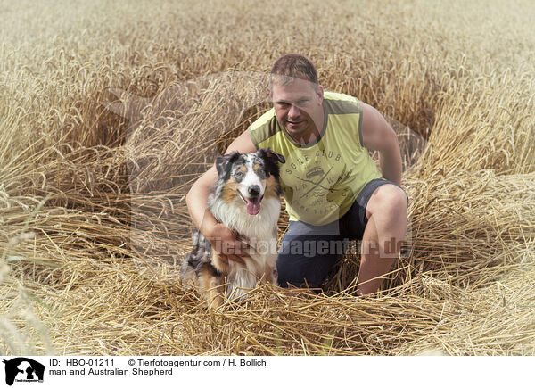 Mann und Australian Shepherd / man and Australian Shepherd / HBO-01211