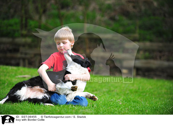 Junge und Border Collie / boy with Border Collie / SST-06455