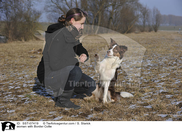 Frau mit Border Collie / woman with Border Collie / SST-07419