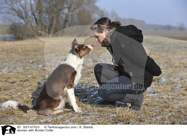 Frau mit Border Collie / woman with Border Collie / SST-07423