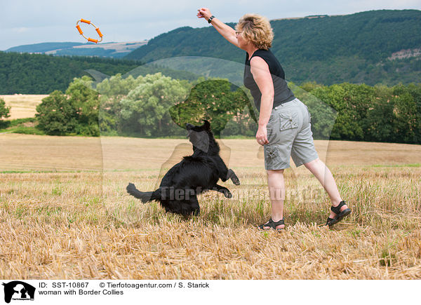 Frau mit Border Collies / woman with Border Collies / SST-10867