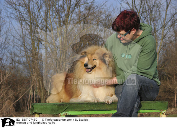 Frau und Langhaarcollie / woman and longhaired collie / SST-07450