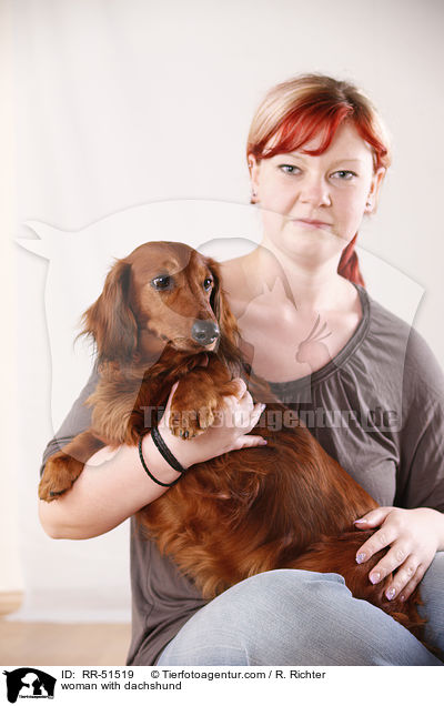 woman with dachshund / RR-51519