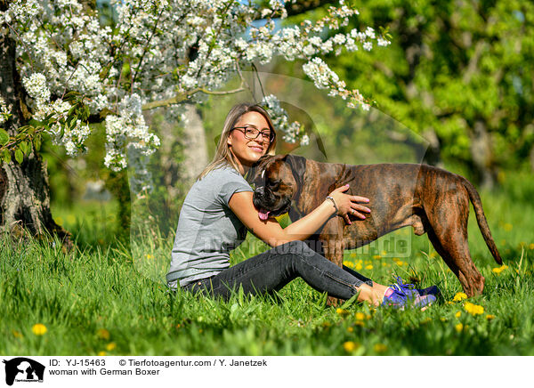 Frau mit Deutscher Boxer / woman with German Boxer / YJ-15463