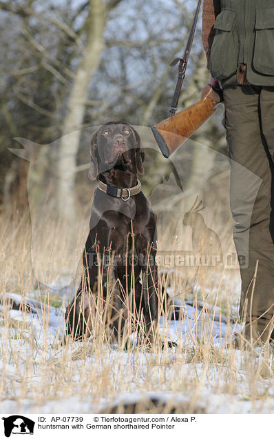 Jger mit Deutsch Kurzhaar / huntsman with German shorthaired Pointer / AP-07739