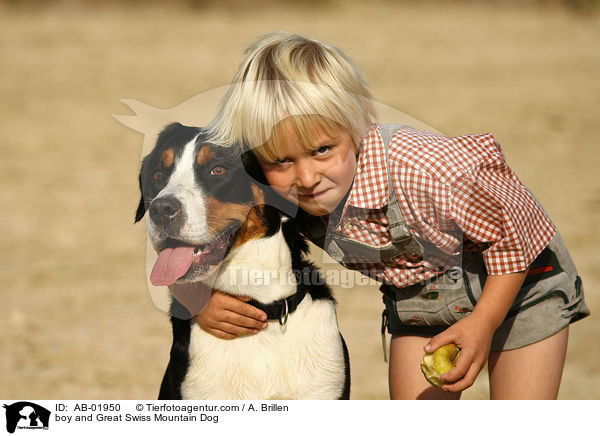 Junge und Groer Schweizer Sennenhund / boy and Great Swiss Mountain Dog / AB-01950