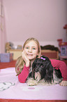 girl with havanese