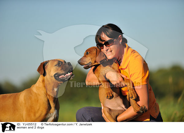 Frau und 2 Hunde / woman and 2 dogs / YJ-05512