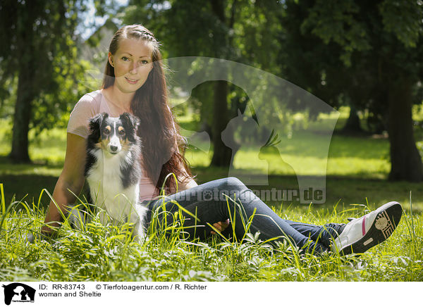 Frau und Sheltie / woman and Sheltie / RR-83743