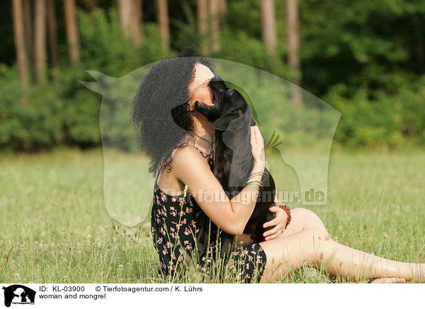 Frau und Mischling / woman and mongrel / KL-03900