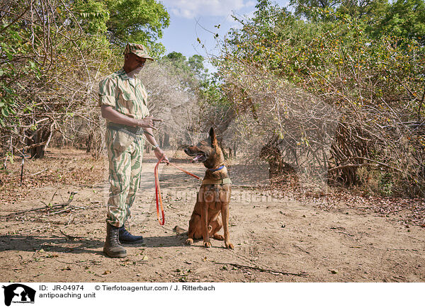 Antiwilderereinheit / antipoaching unit / JR-04974