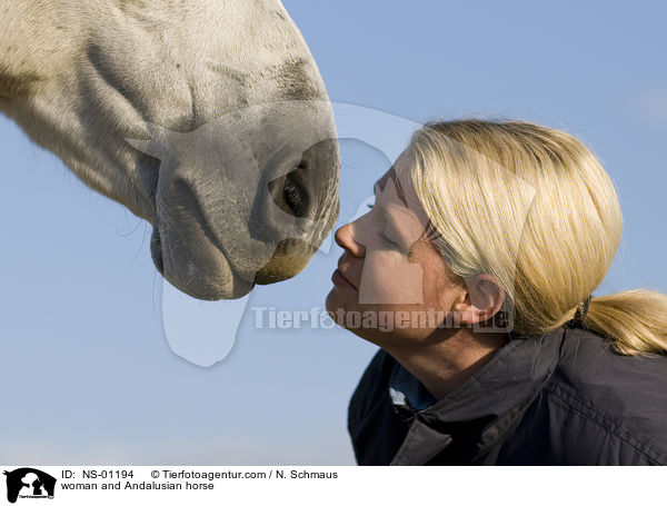 Frau und Andalusier / woman and Andalusian horse / NS-01194