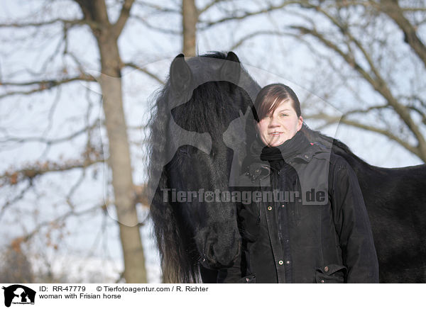 Frau mit Friese / woman with Frisian horse / RR-47779