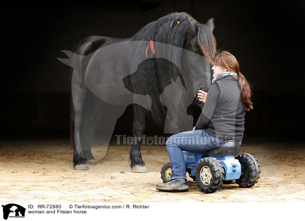 woman and Frisian horse / RR-72880