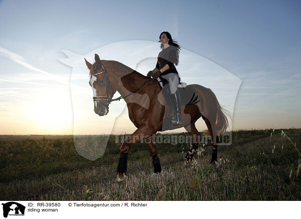 Reiterin / riding woman / RR-39580