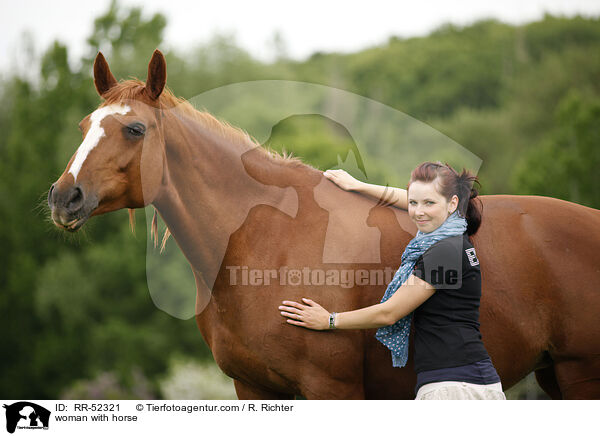 woman with horse / RR-52321
