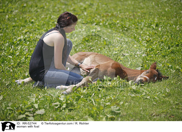 woman with foal / RR-52744