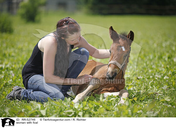 woman with foal / RR-52746