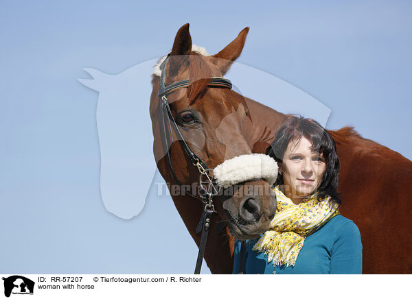 woman with horse / RR-57207