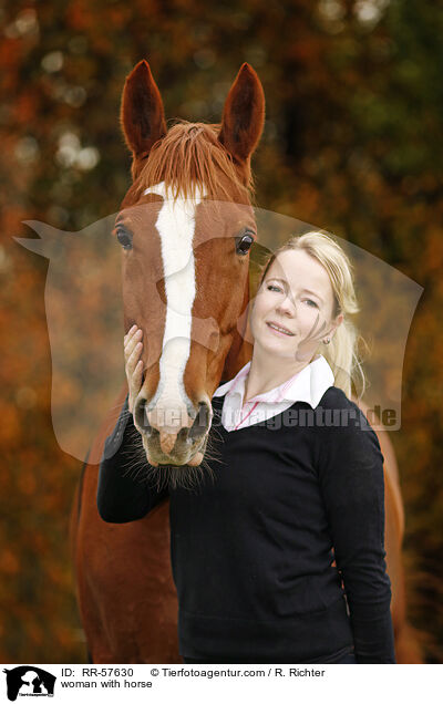 woman with horse / RR-57630