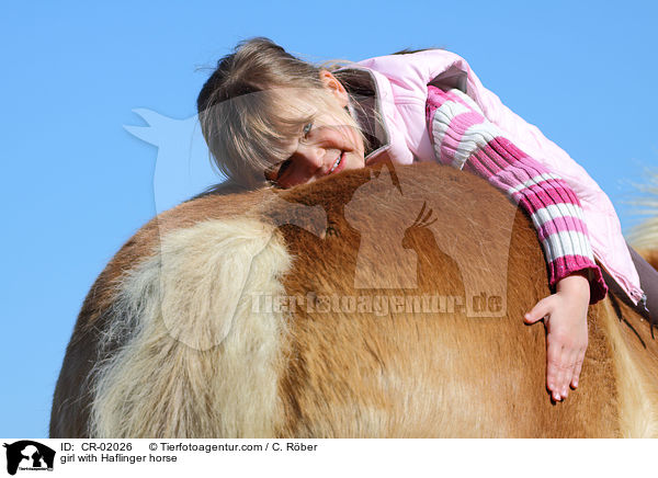 Mdchen mit Haflinger / girl with Haflinger horse / CR-02026