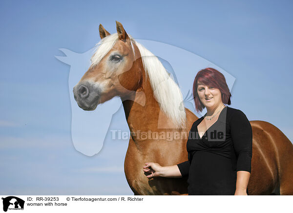 Frau mit Haflinger / woman with horse / RR-39253