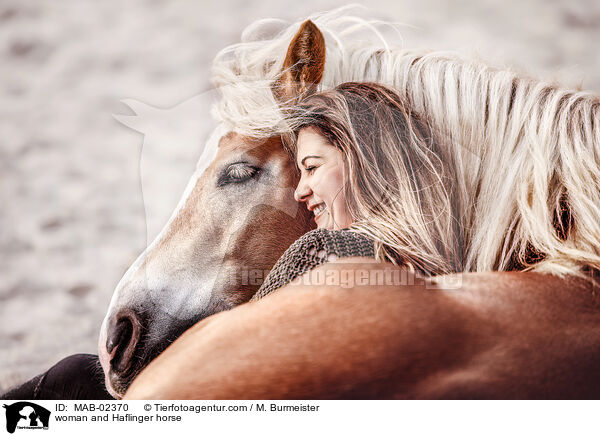 woman and Haflinger horse / MAB-02370