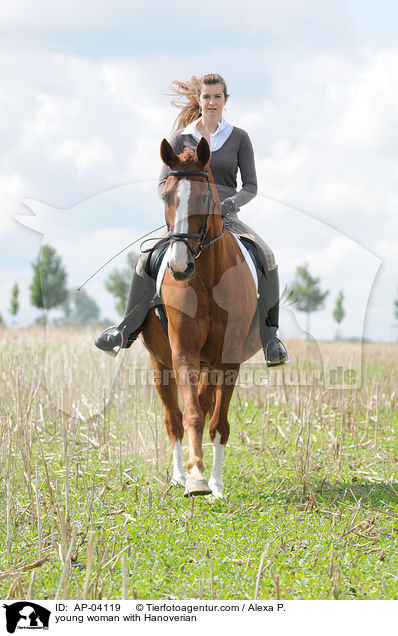 junge Frau mit Hannoveraner / young woman with Hanoverian / AP-04119