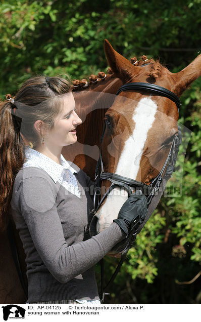 junge Frau mit Hannoveraner / young woman with Hanoverian / AP-04125