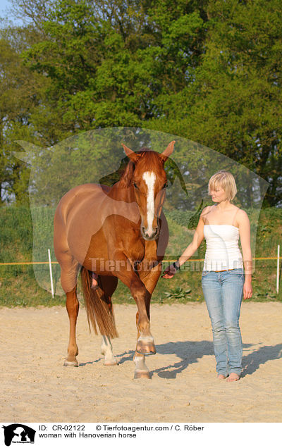 Frau mit Hannoveraner / woman with Hanoverian horse / CR-02122