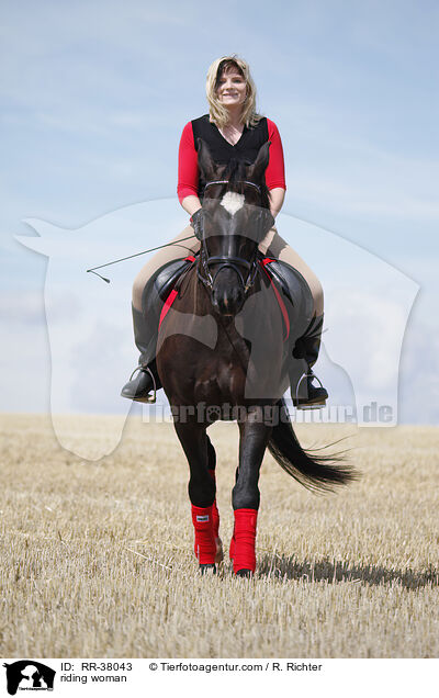 Freizeitreiten / riding woman / RR-38043