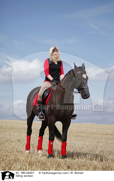 Freizeitreiten / riding woman / RR-38061