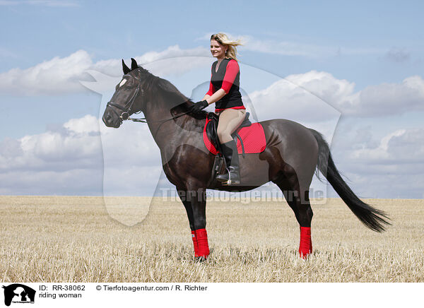 Freizeitreiten / riding woman / RR-38062