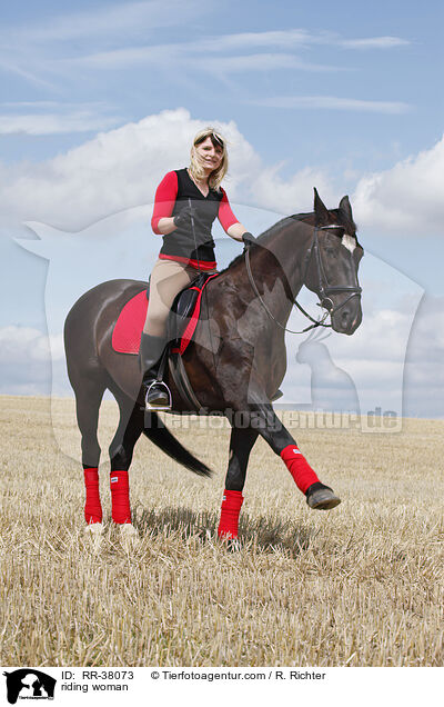 Freizeitreiten / riding woman / RR-38073