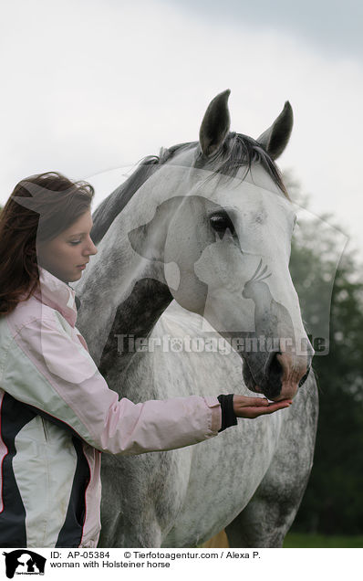 Frau mit Holsteiner / woman with Holsteiner horse / AP-05384
