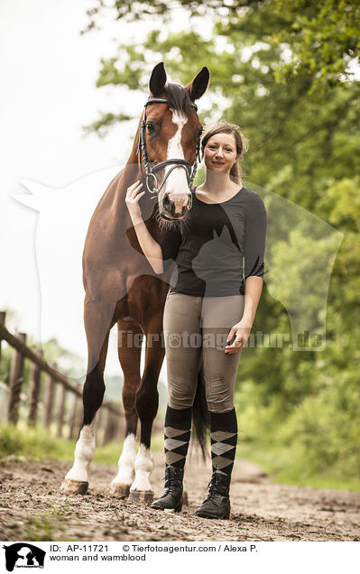 woman and warmblood / AP-11721