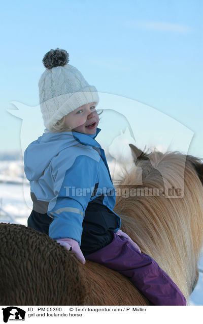 Mdchen und Islnder / girl and Icelandic horse / PM-05390