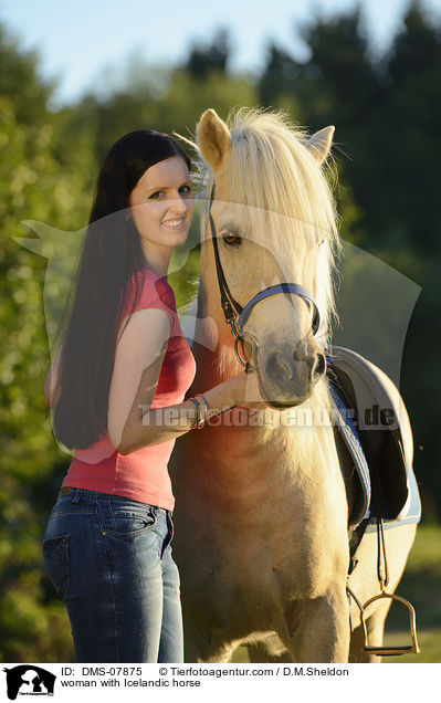 Frau mit Islnder / woman with Icelandic horse / DMS-07875