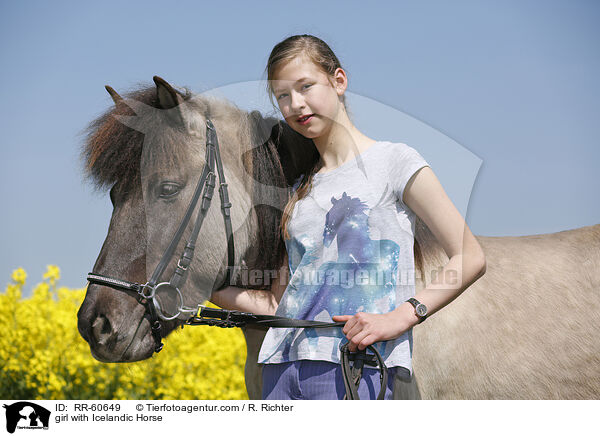 Mdchen mit Islnder / girl with Icelandic Horse / RR-60649