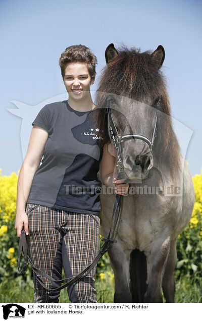 Mdchen mit Islnder / girl with Icelandic Horse / RR-60655