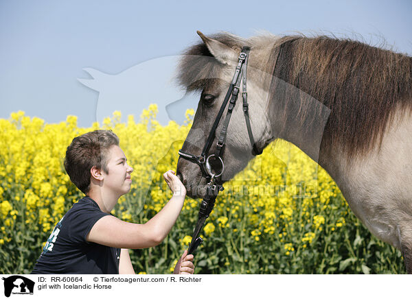 Mdchen mit Islnder / girl with Icelandic Horse / RR-60664