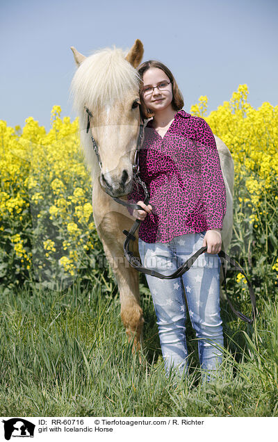 Mdchen mit Islnder / girl with Icelandic Horse / RR-60716