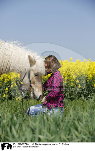 Mdchen mit Islnder / girl with Icelandic Horse / RR-60720