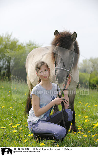 Mdchen mit Islnder / girl with Icelandic Horse / RR-60842