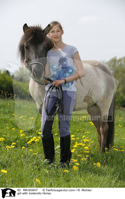 Mdchen mit Islnder / girl with Icelandic Horse / RR-60847