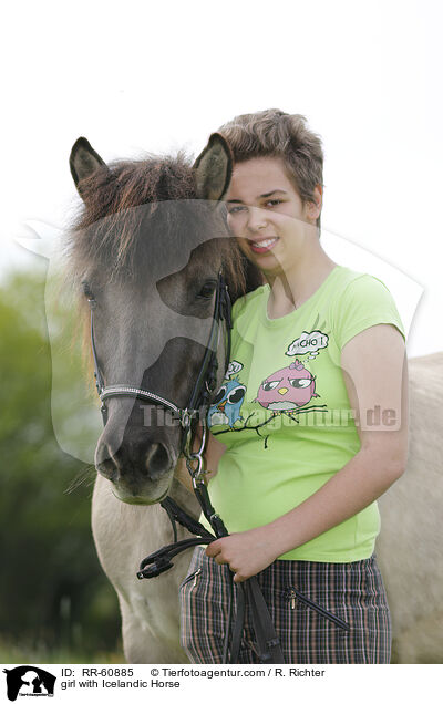 Mdchen mit Islnder / girl with Icelandic Horse / RR-60885