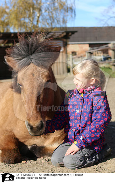 Mdchen und Islnder / girl and Icelandic horse / PM-06081