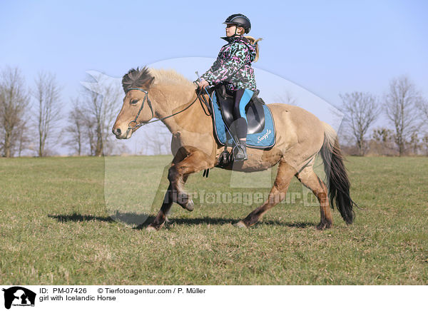 Mdchen mit Islnder / girl with Icelandic Horse / PM-07426